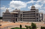 卡邦政府大厦(Vikasa Soudha)